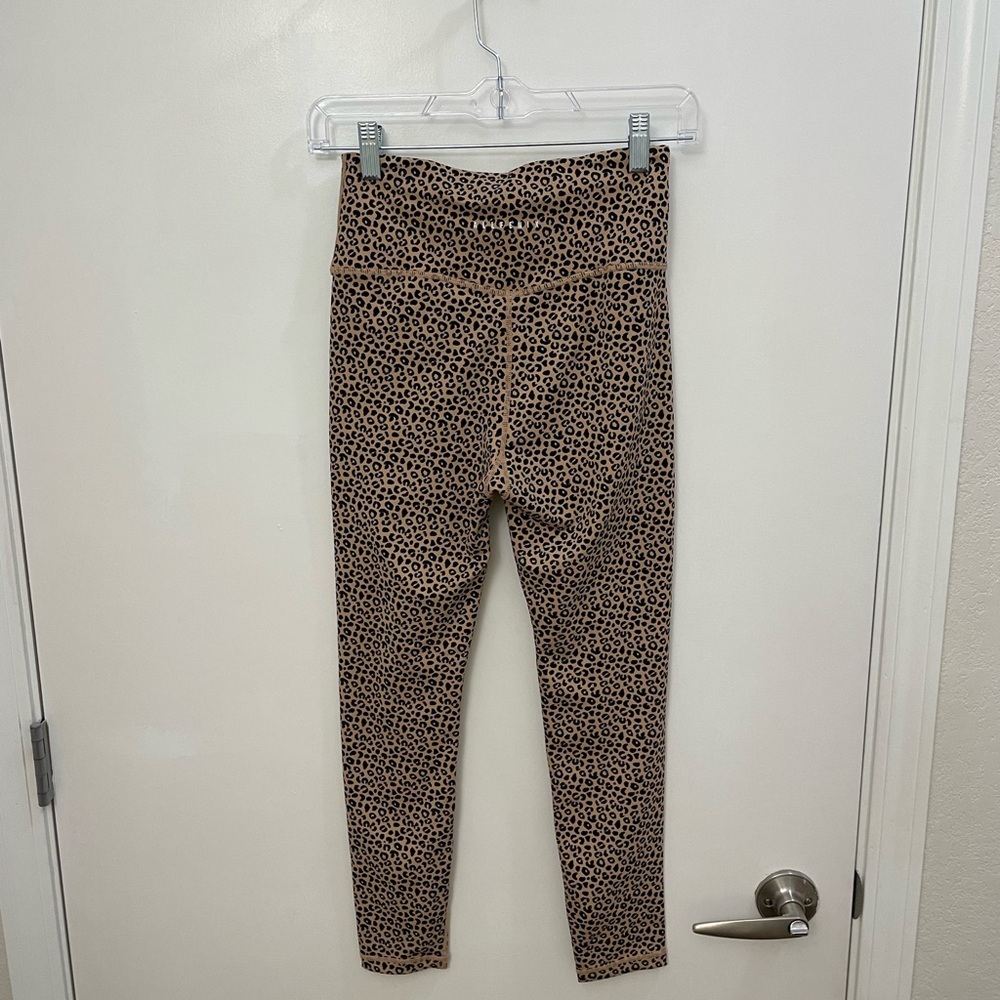 All Fenix Leopard Print Leggings - Picture 8 of 9